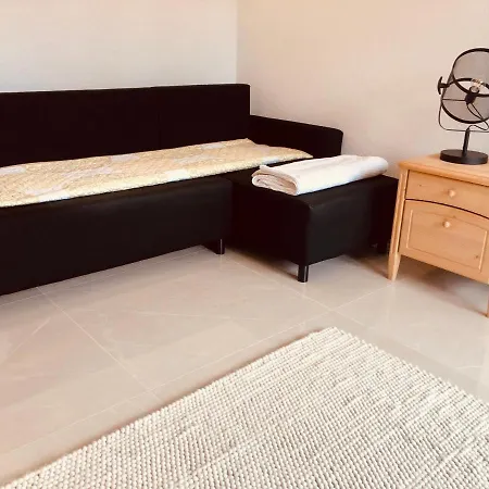 Big With Garden Rapperswil-jona Apartament